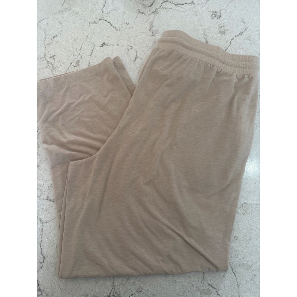 Heathered Tan Cotton Cropped Lounge Pants – Size Large – AnyBody